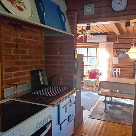 Herralan Laehellae Powerparkia Chalet